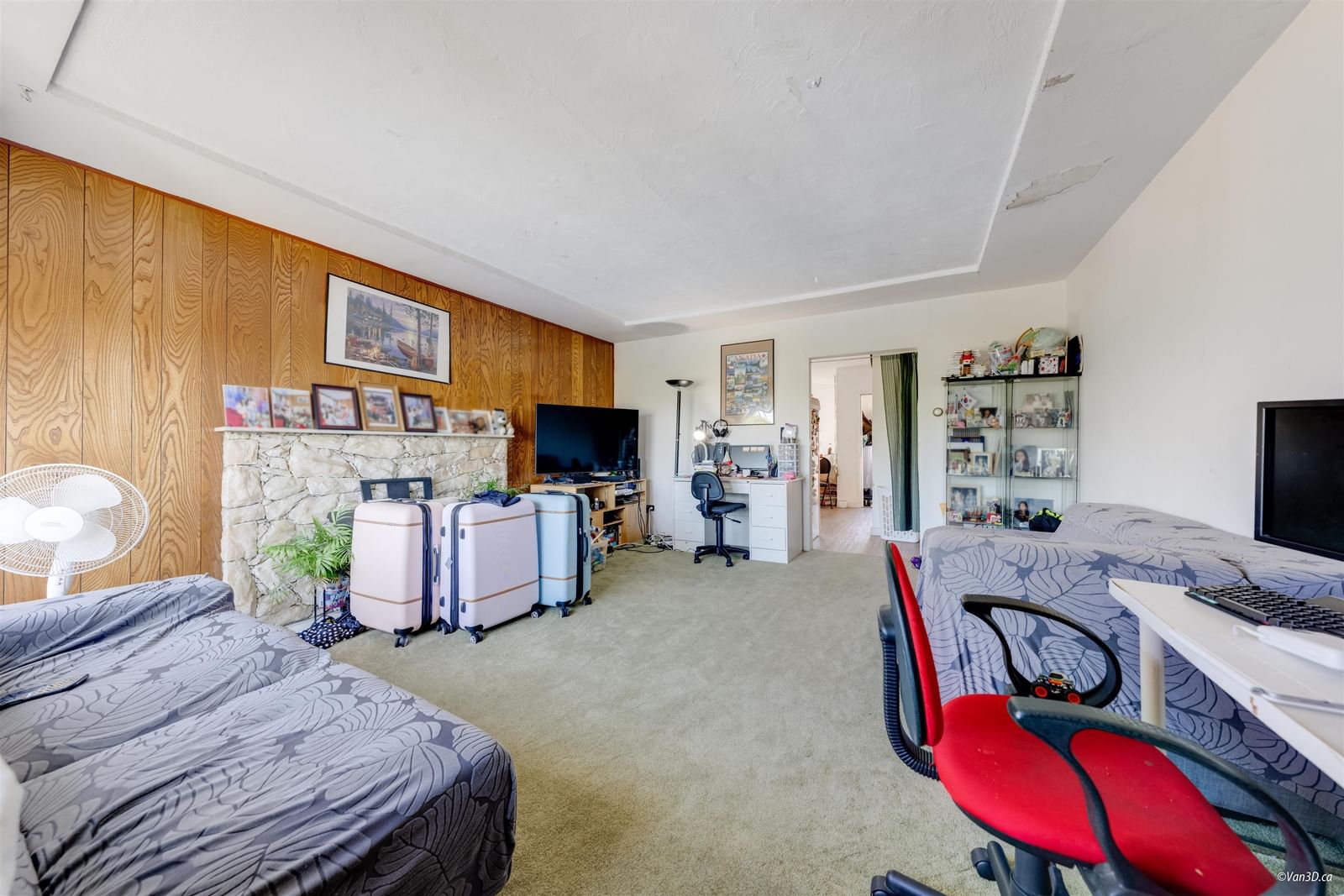 Listing Image 8