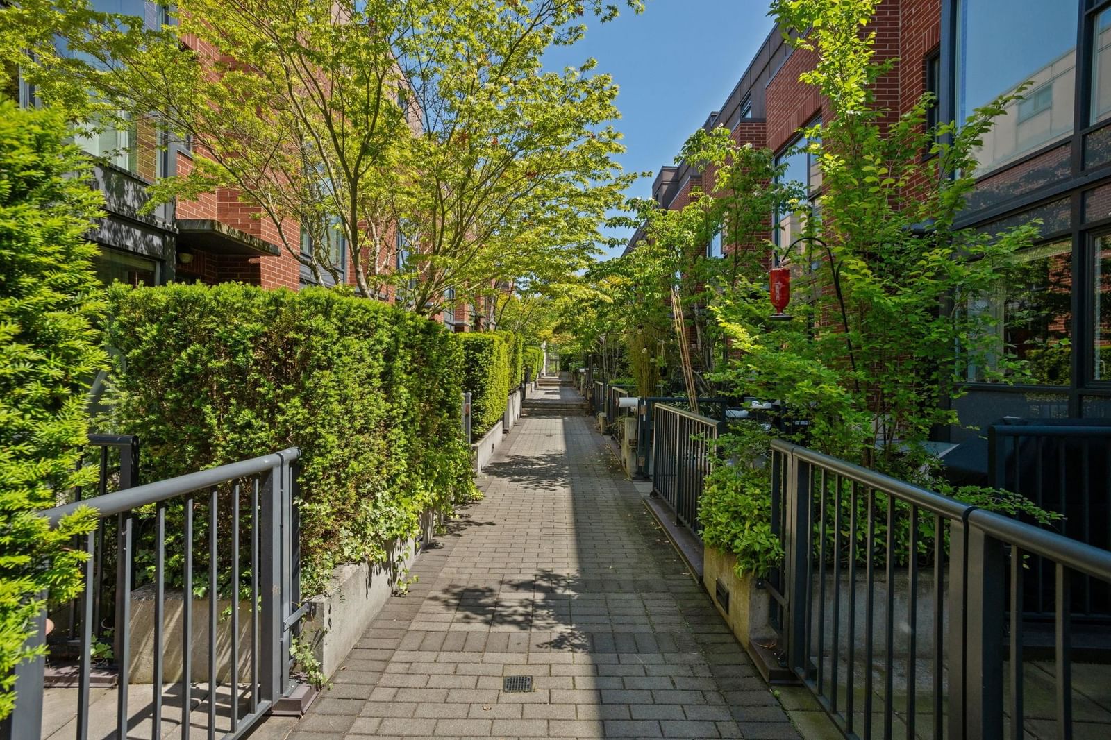 Listing Image 25