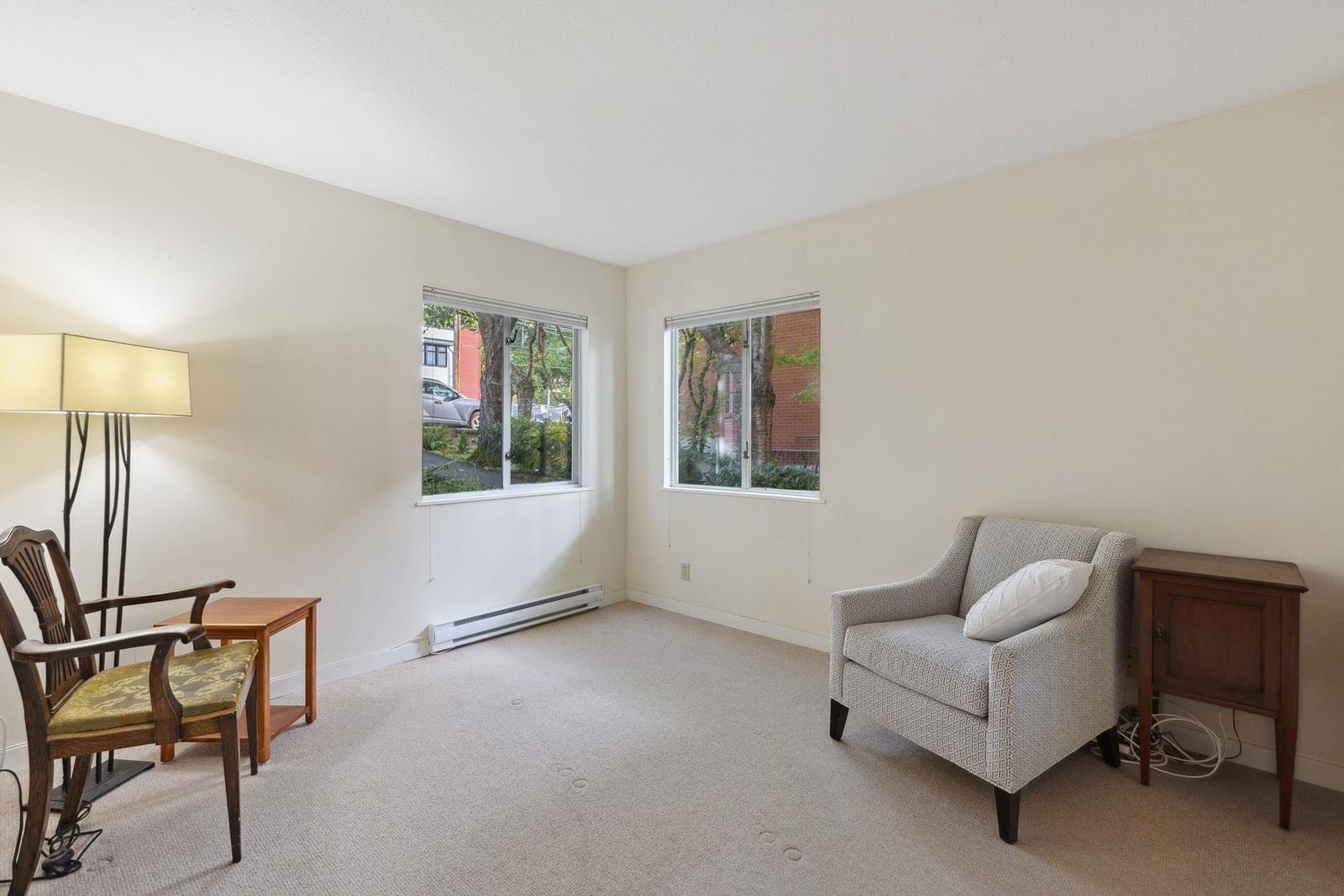 Listing Image 17