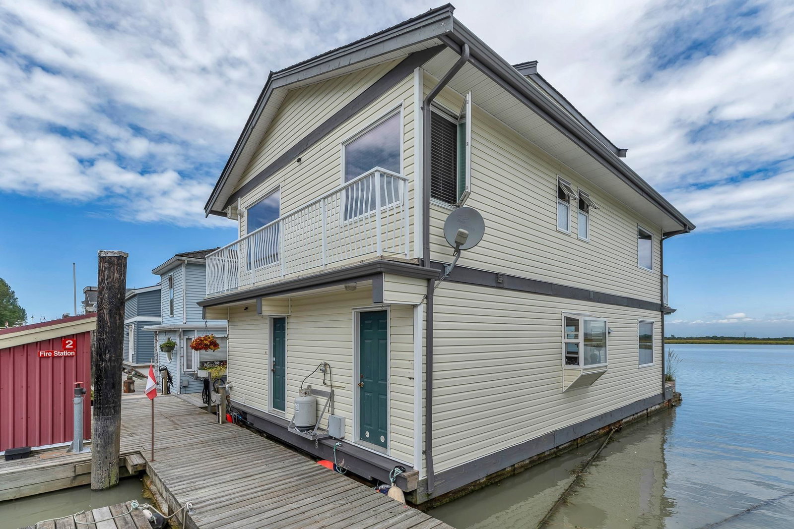 Listing Image 8
