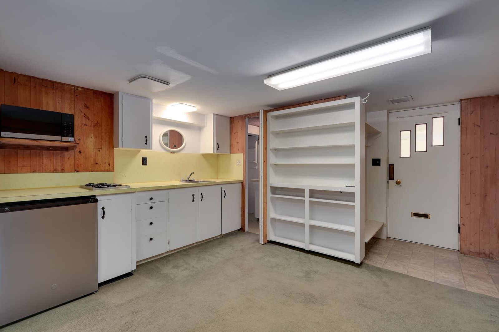 Listing Image 18