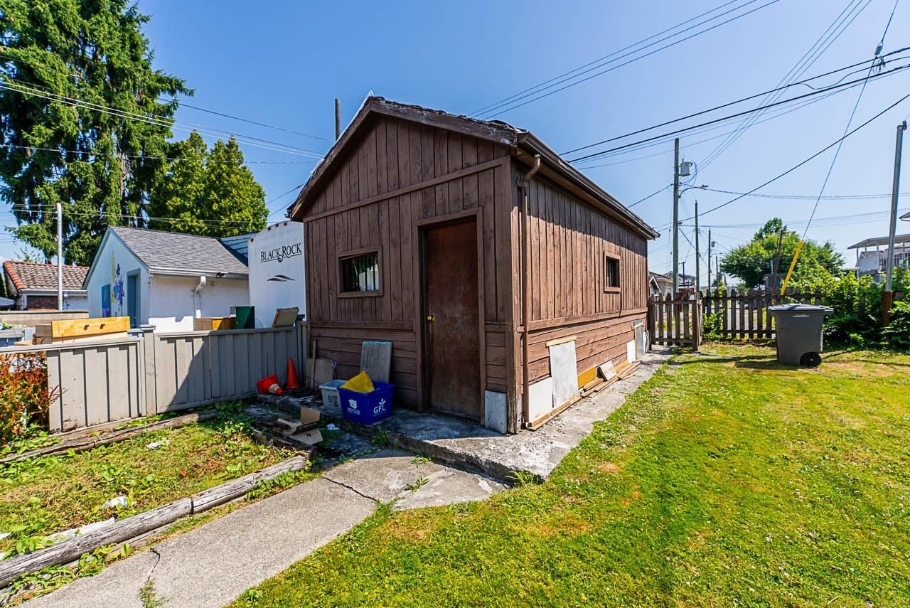 Listing Image 17