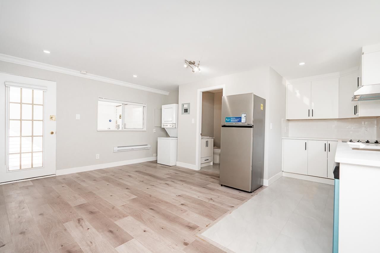 Listing Image 19