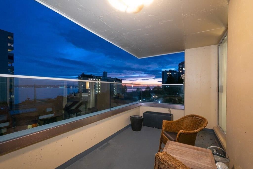 Listing Image 11