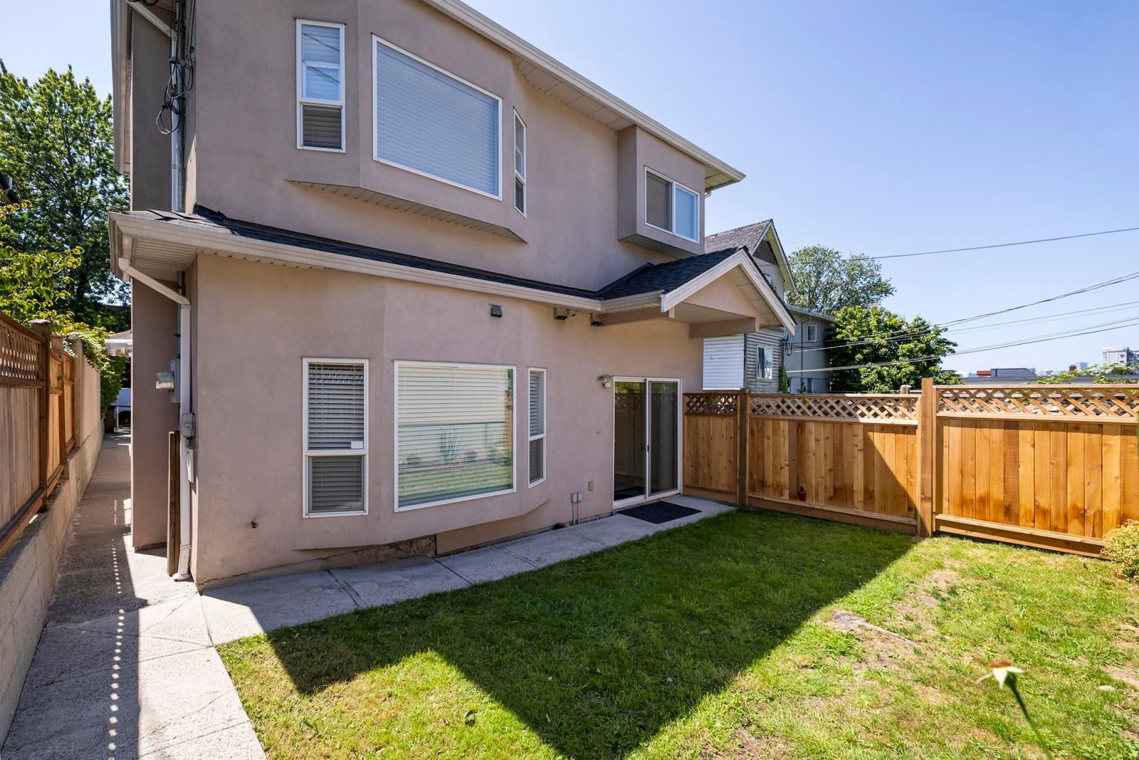 Listing Image 22
