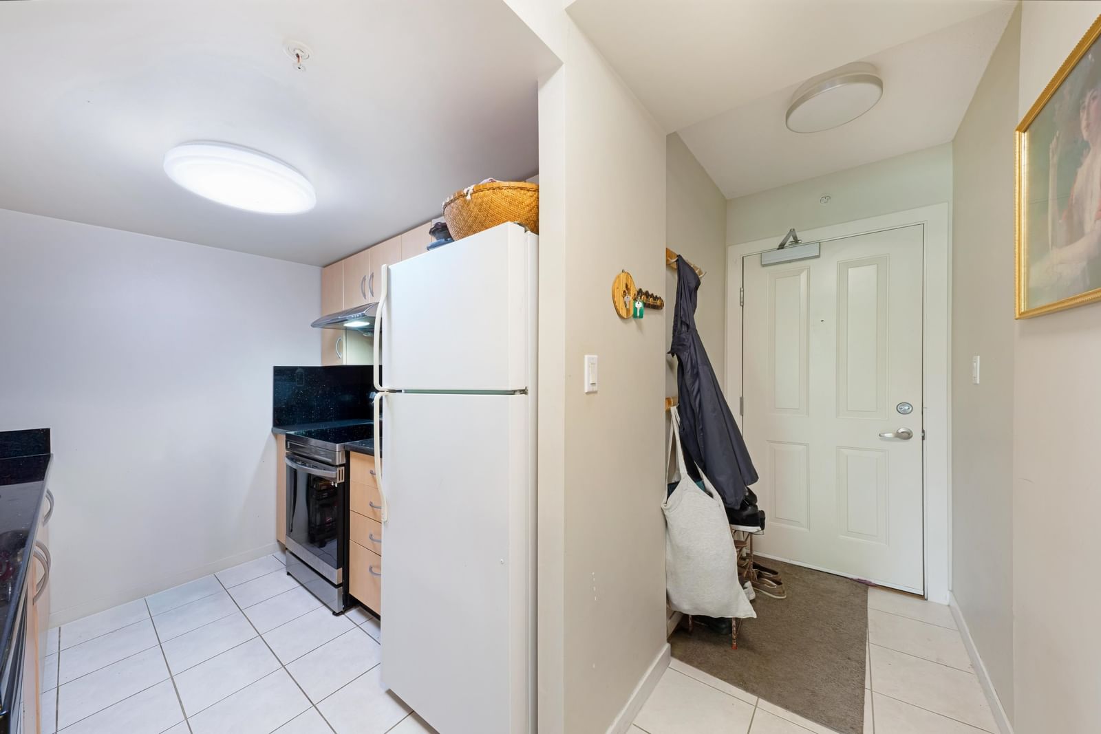 Listing Image 9