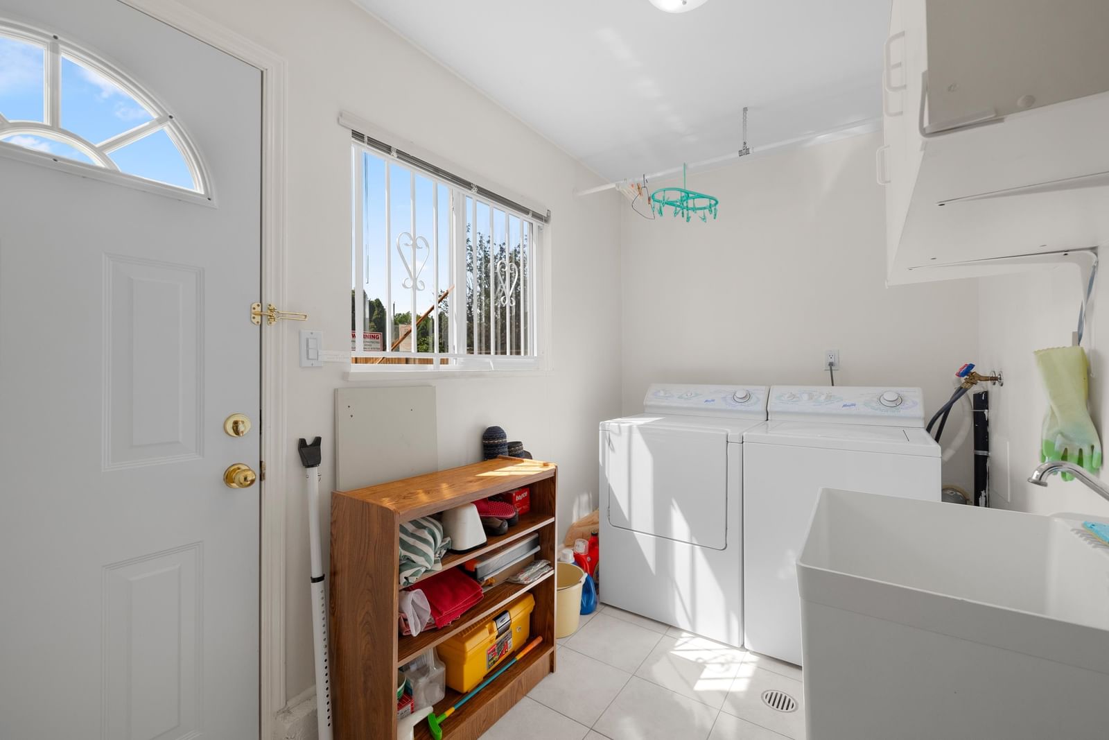 Listing Image 19