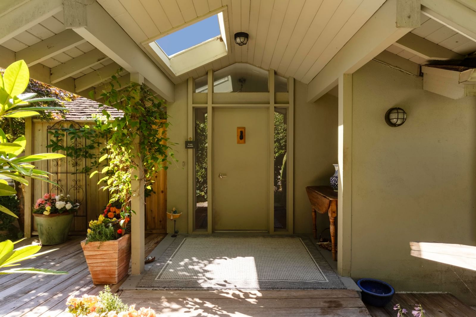 Listing Image 15
