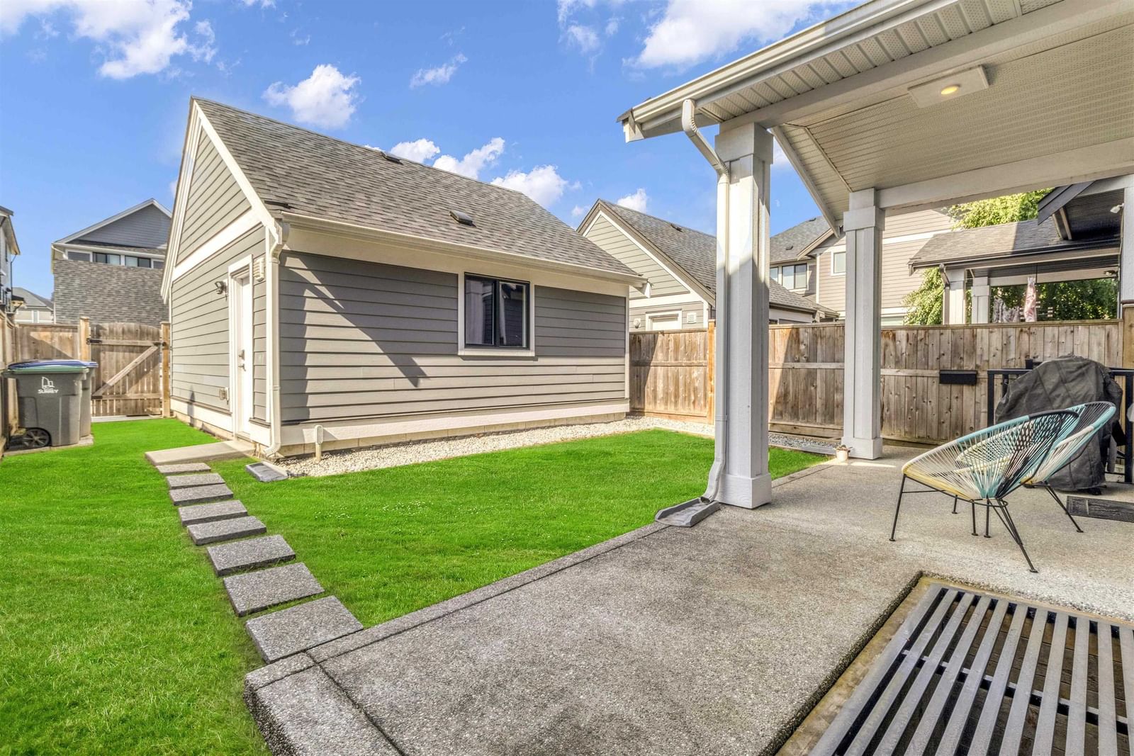 Listing Image 18