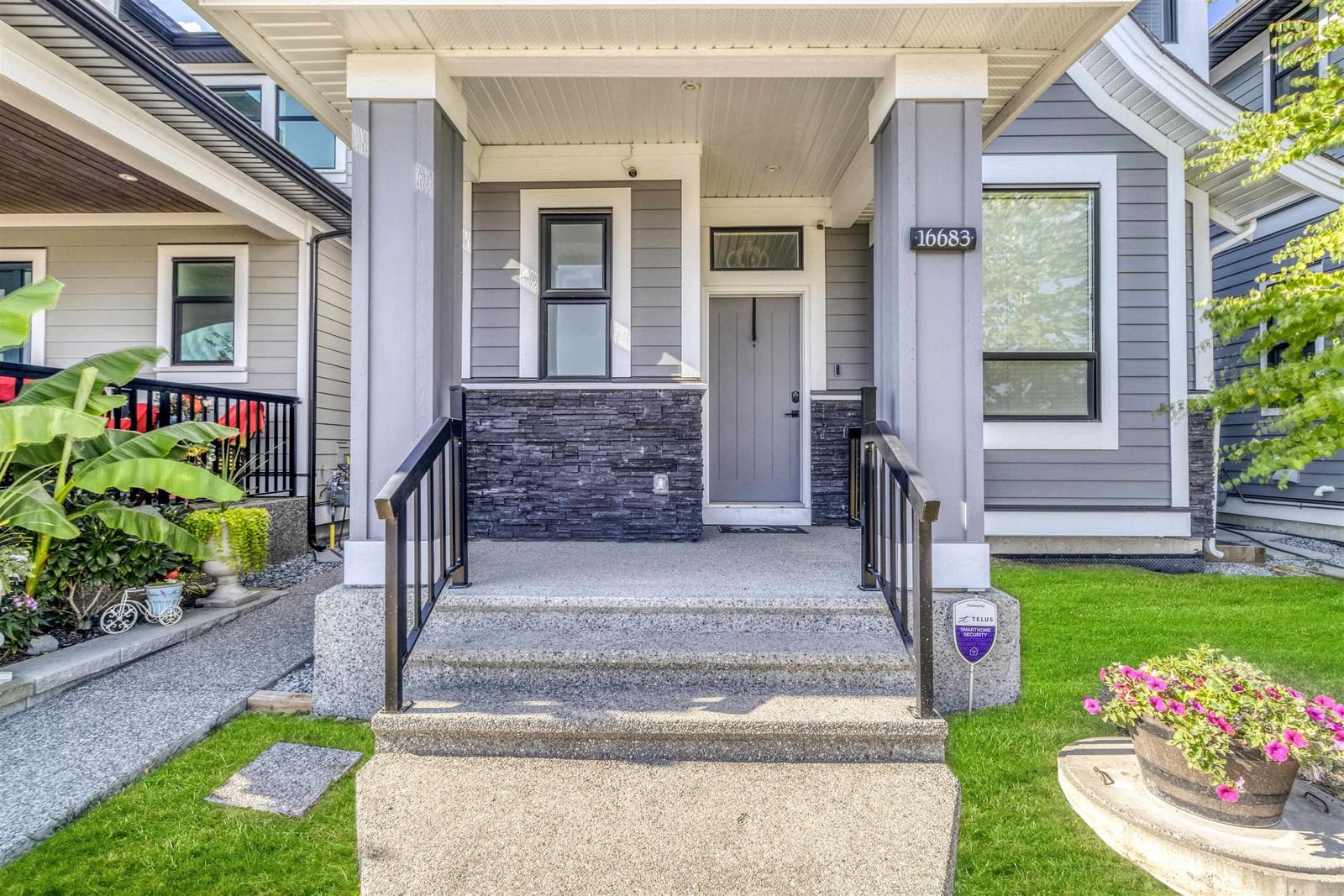 Listing Image 3