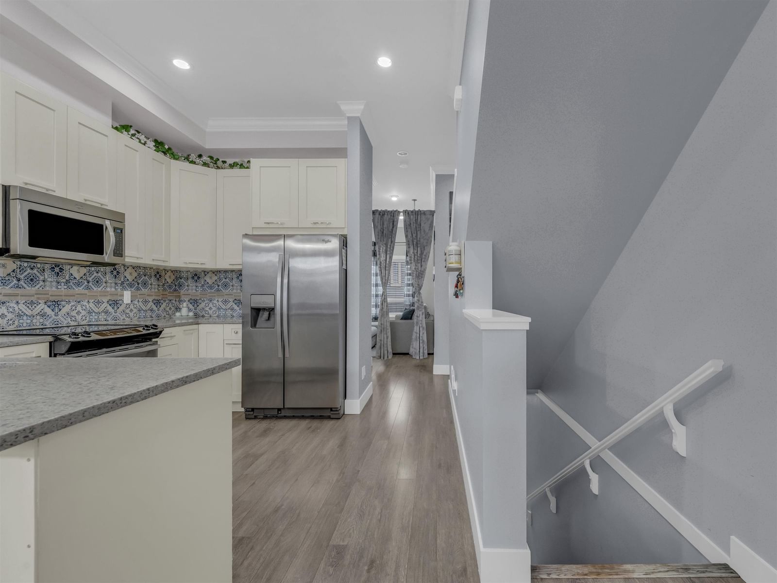 Listing Image 13