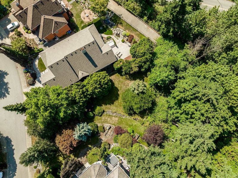 35416 Doneagle Place, Abbotsford, V3G 2X6 | Image 2