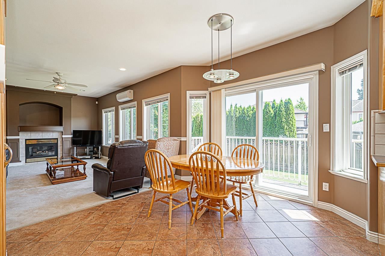 Listing Image 10