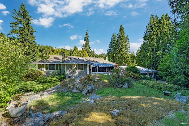 5725 Cranley Drive, West Vancouver, V0V 0V0 | Image 3
