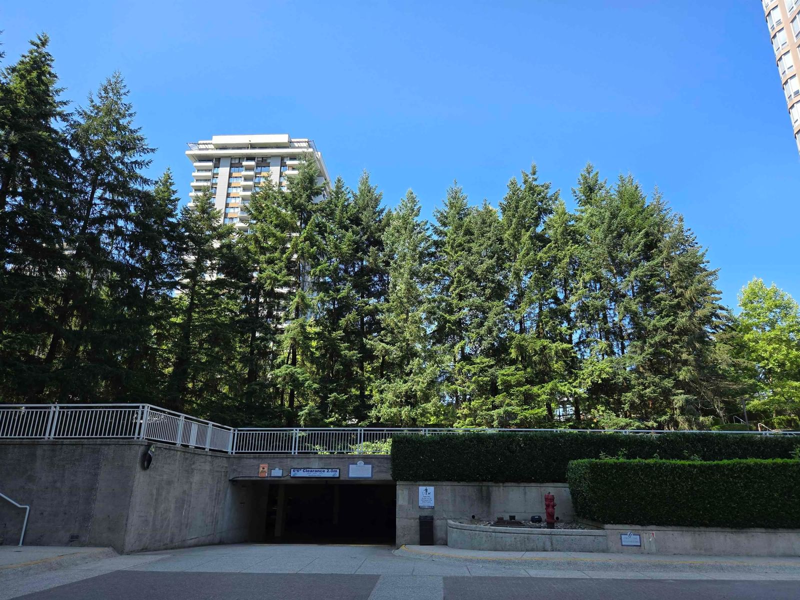 Listing Image 14