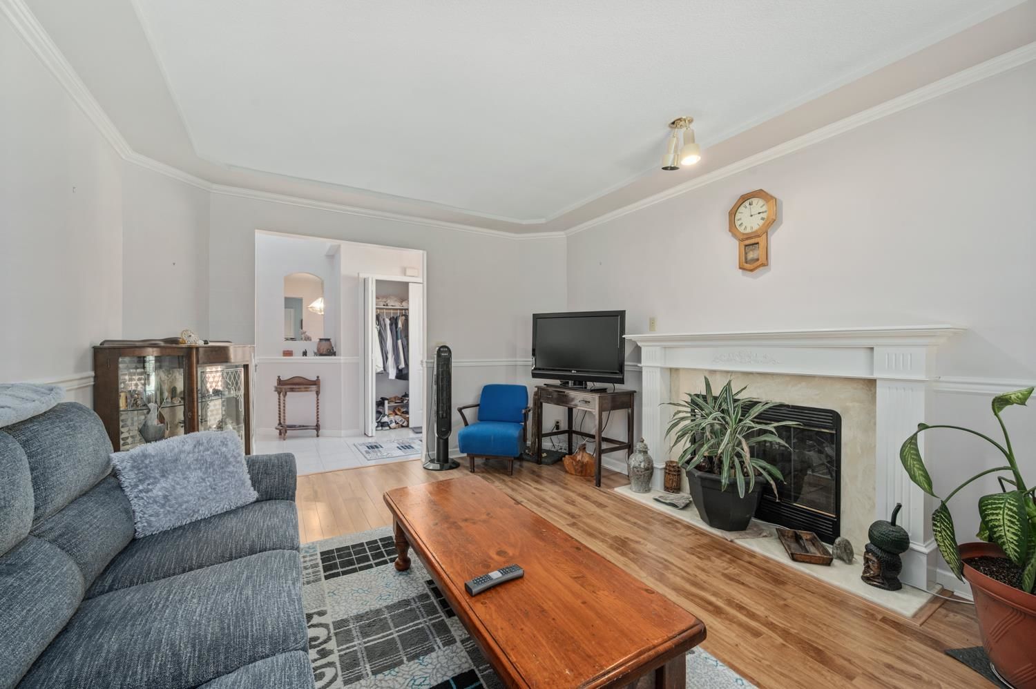 Listing Image 16