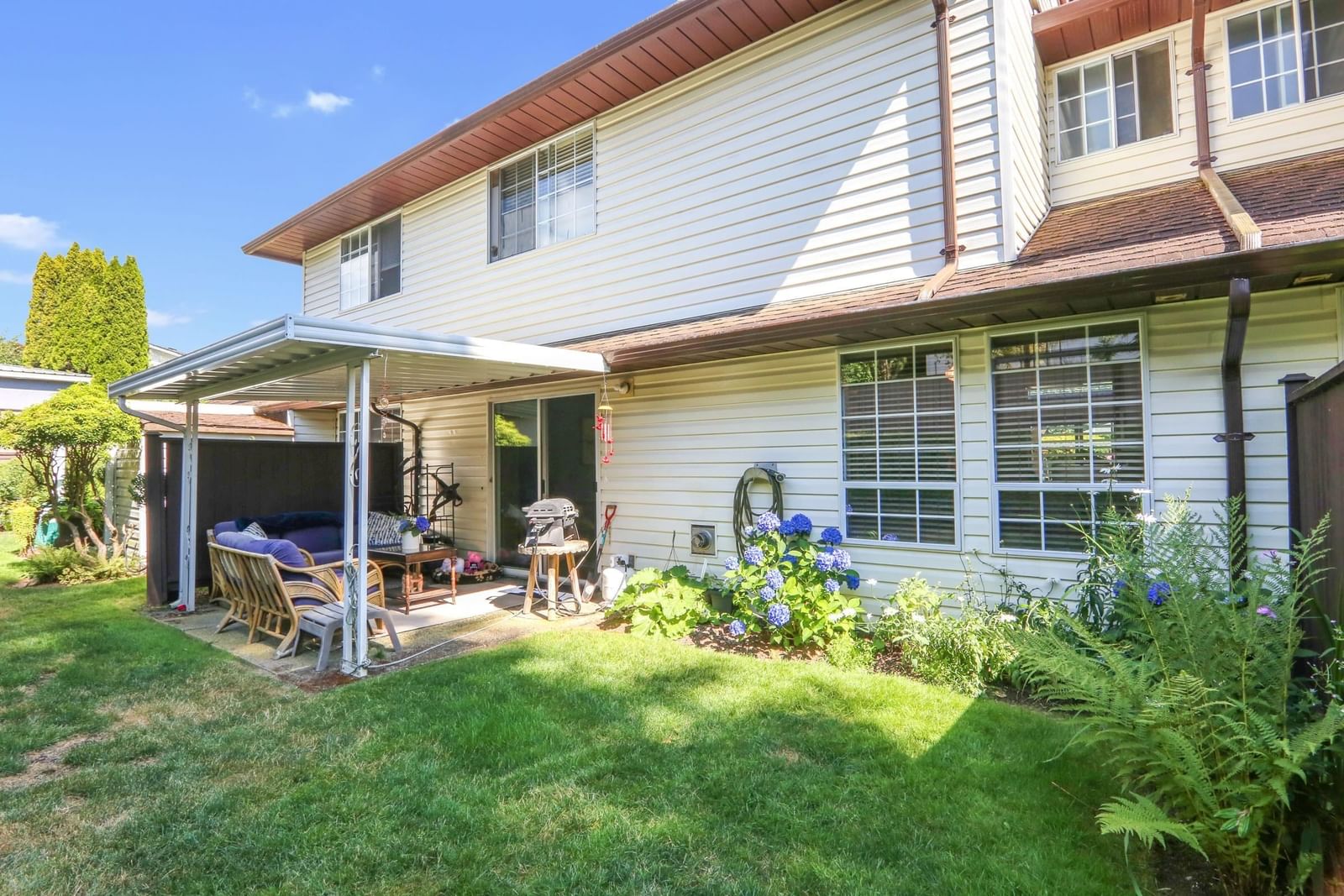 Listing Image 17