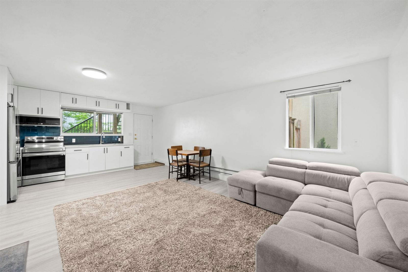 Listing Image 21