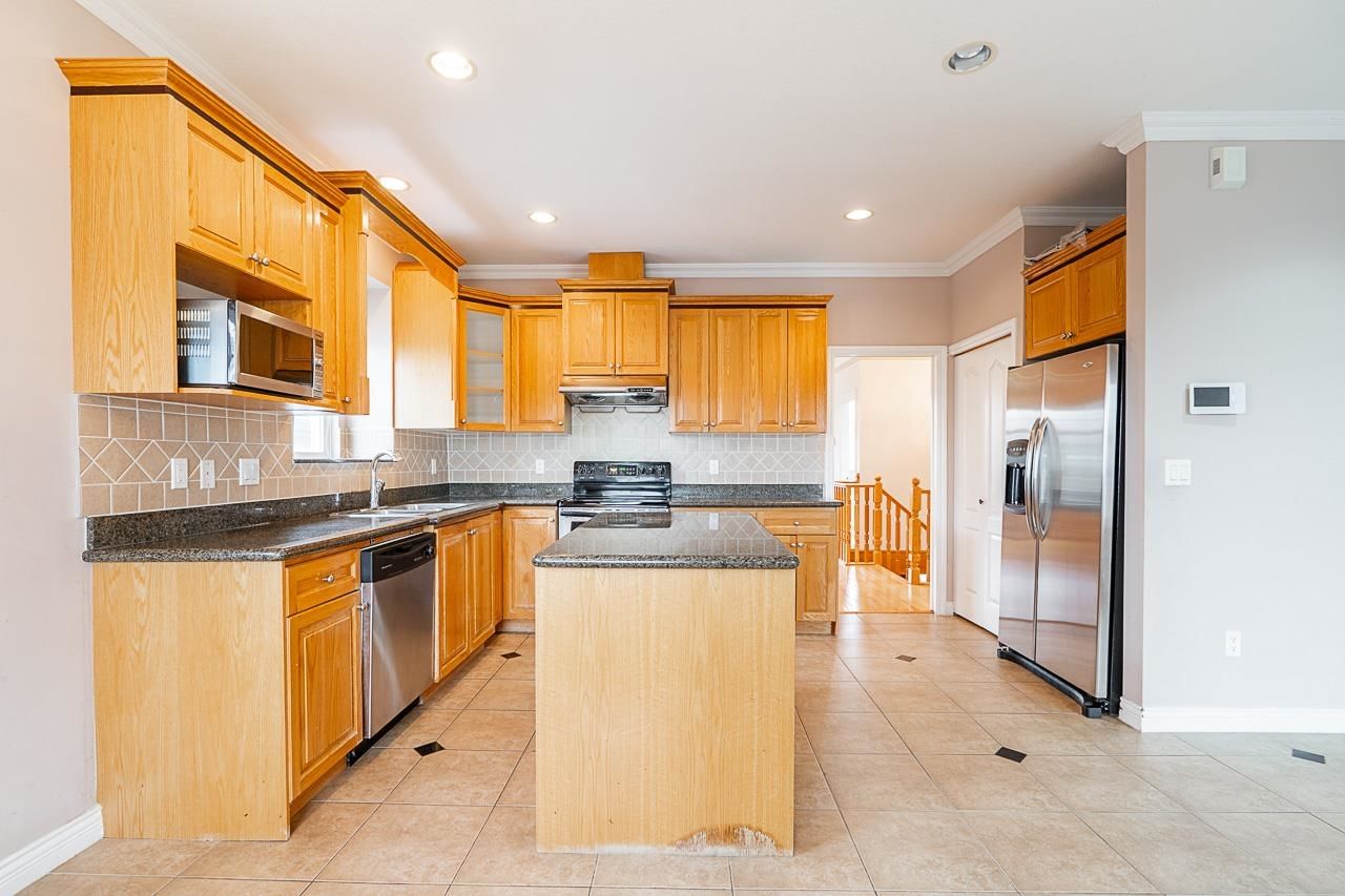 Listing Image 13