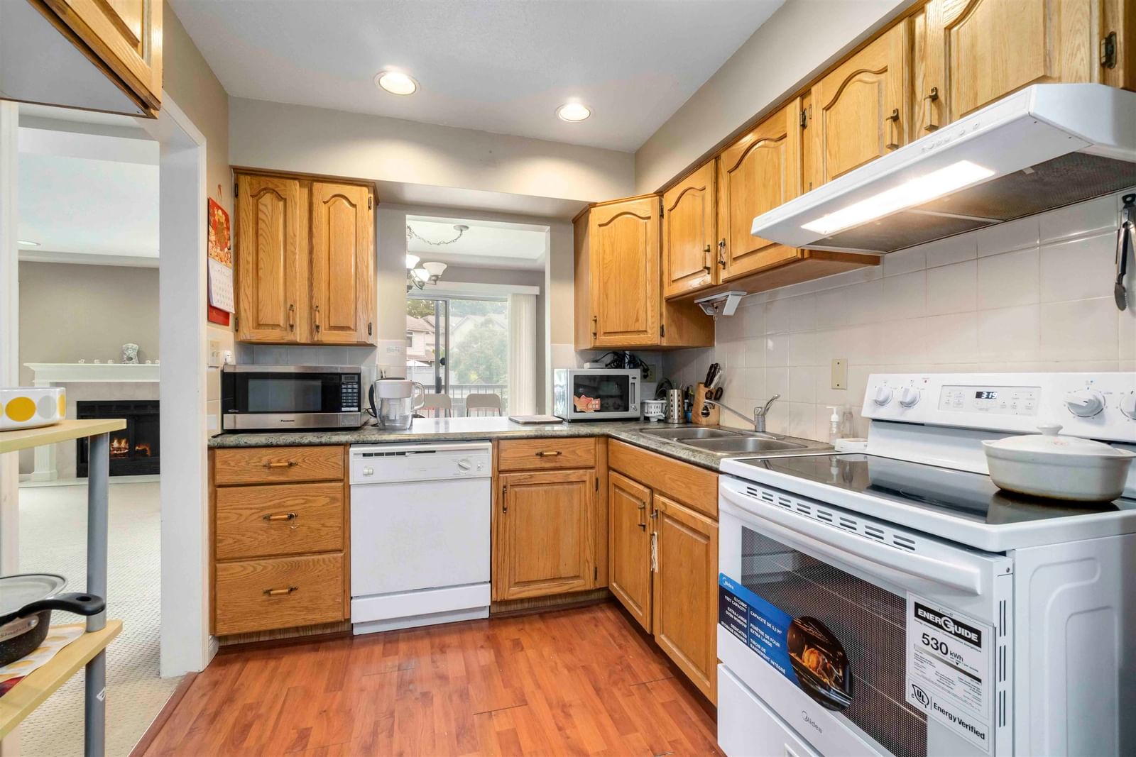 Listing Image 15
