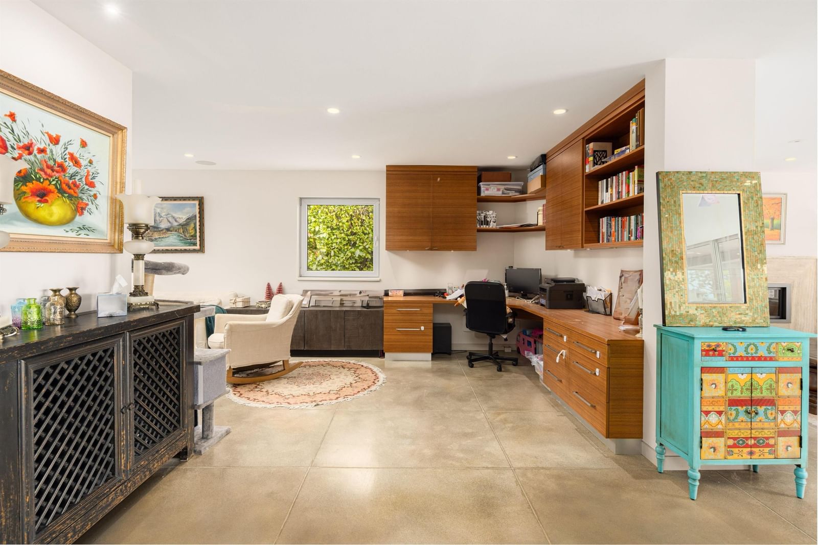 Listing Image 13