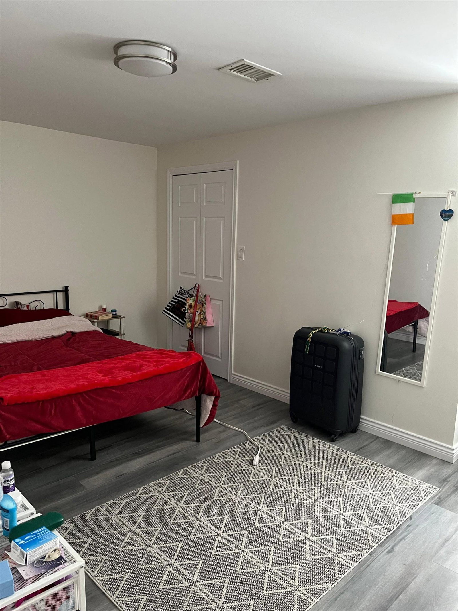 Listing Image 18
