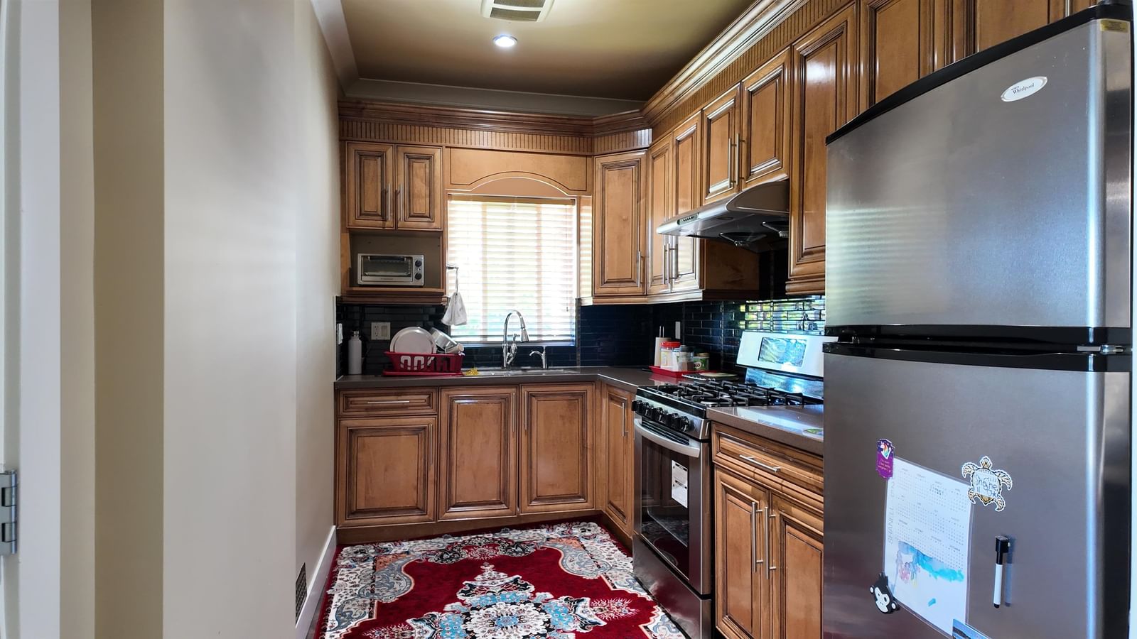 Listing Image 8