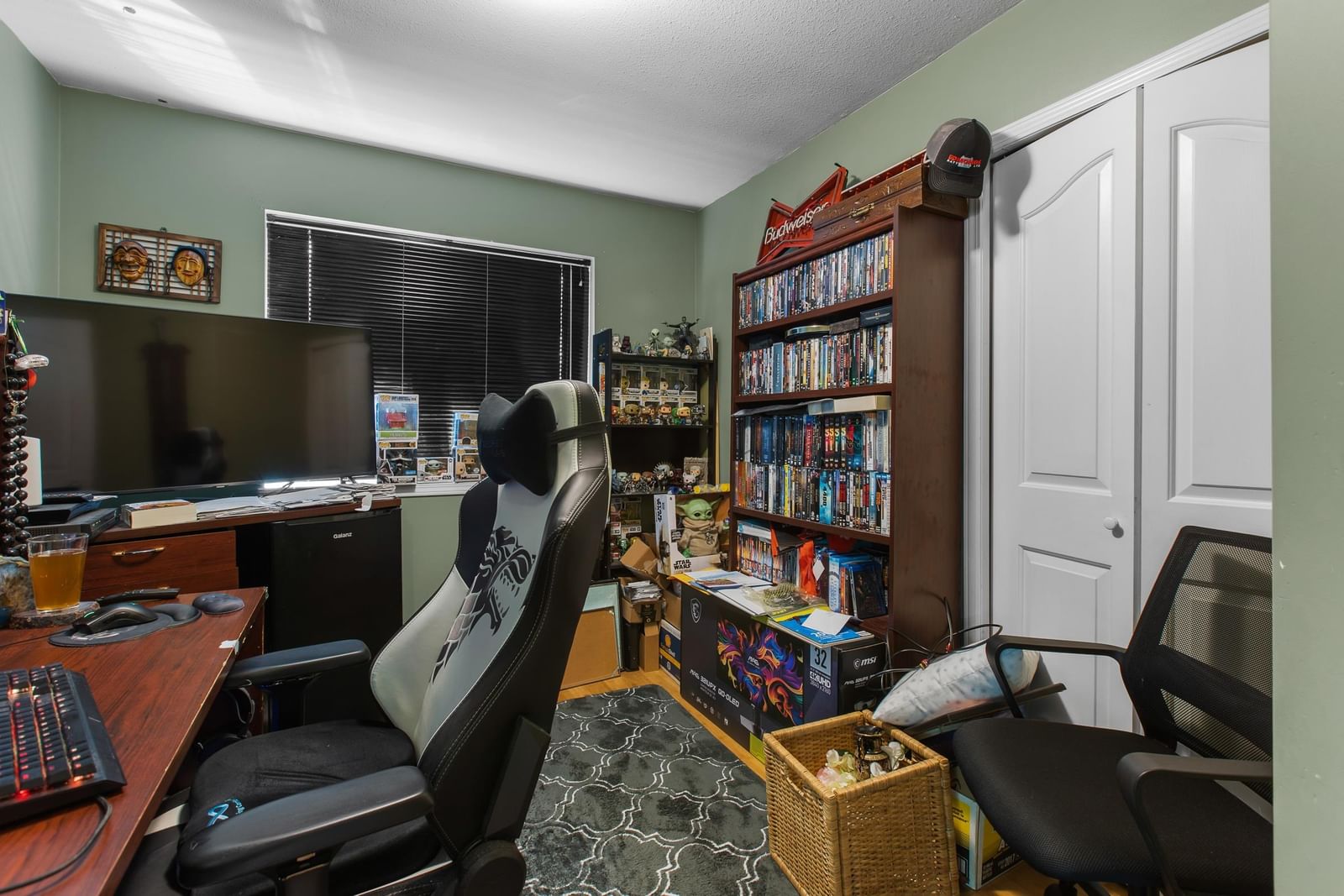 Listing Image 27