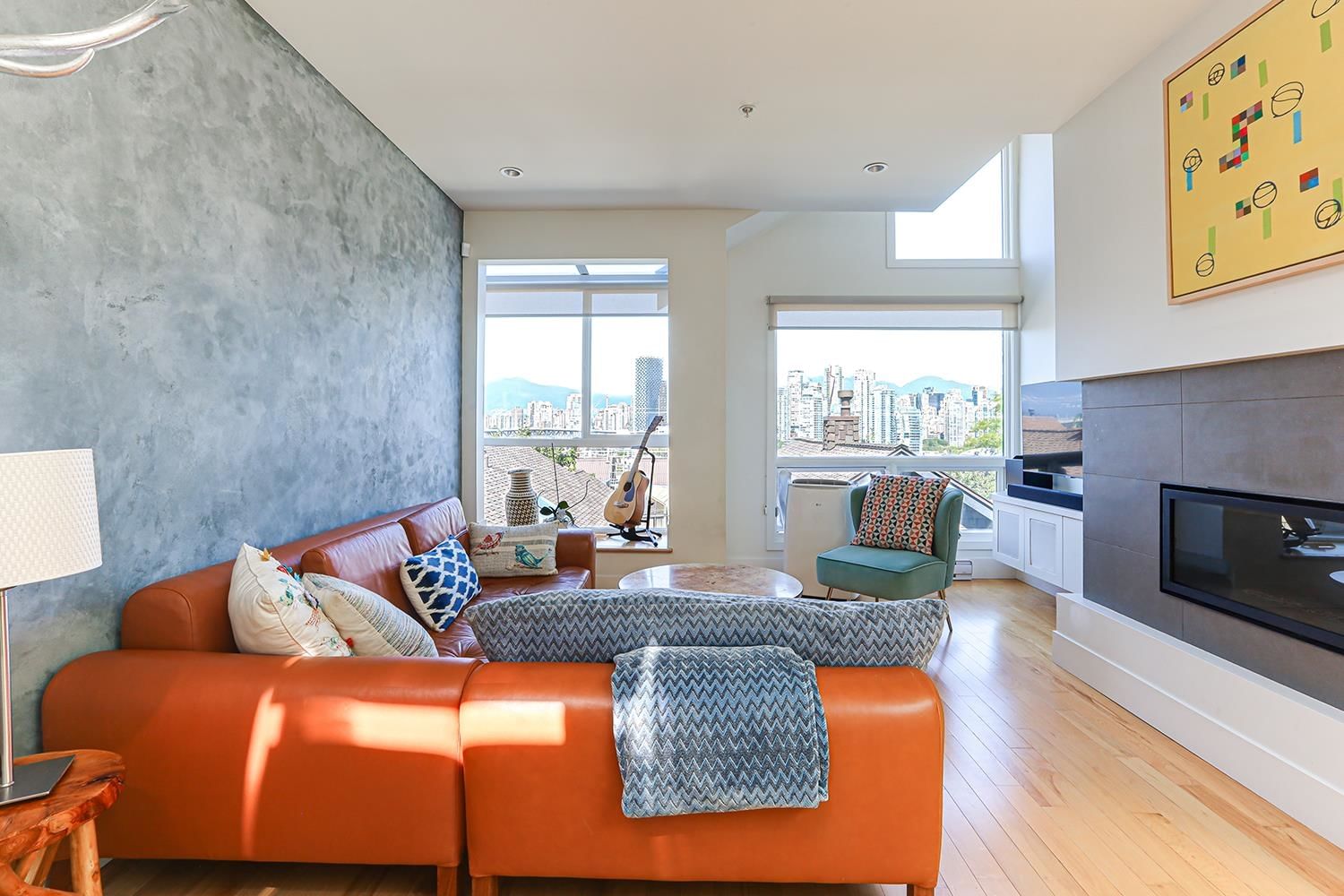 Listing Image 10