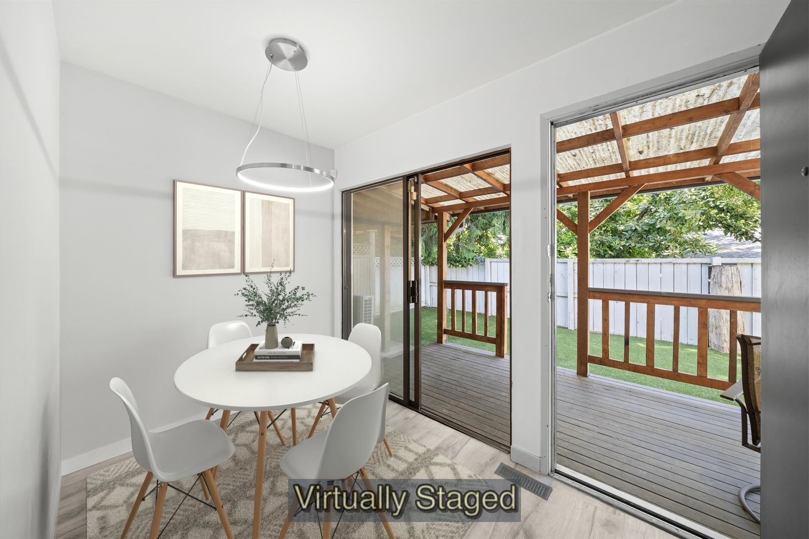 Listing Image 5