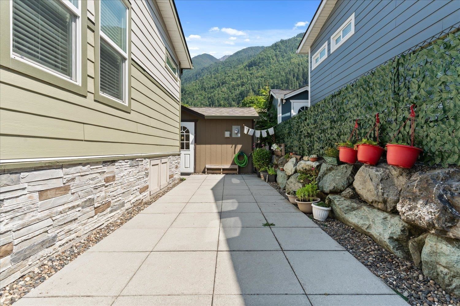 Listing Image 20