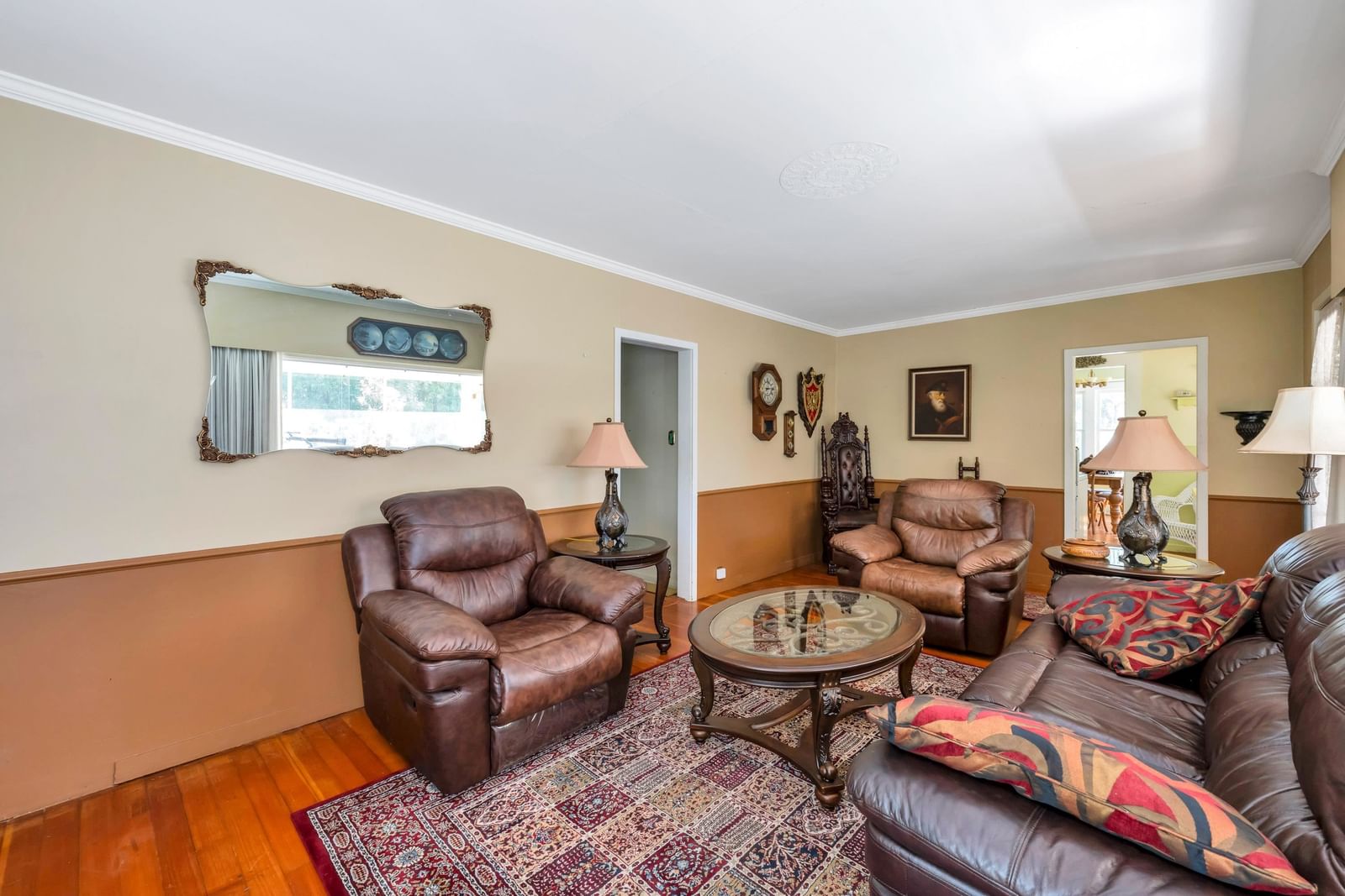 Listing Image 16