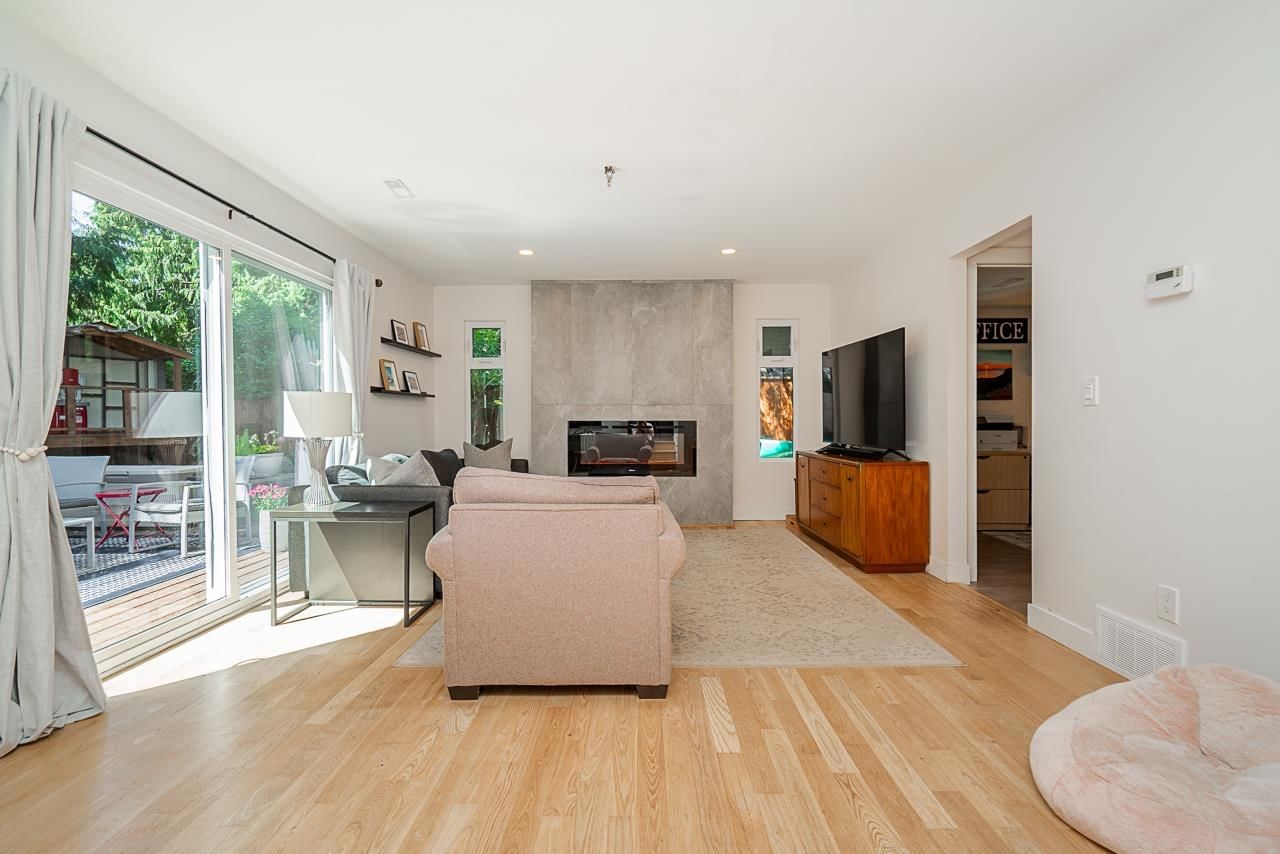 Listing Image 18
