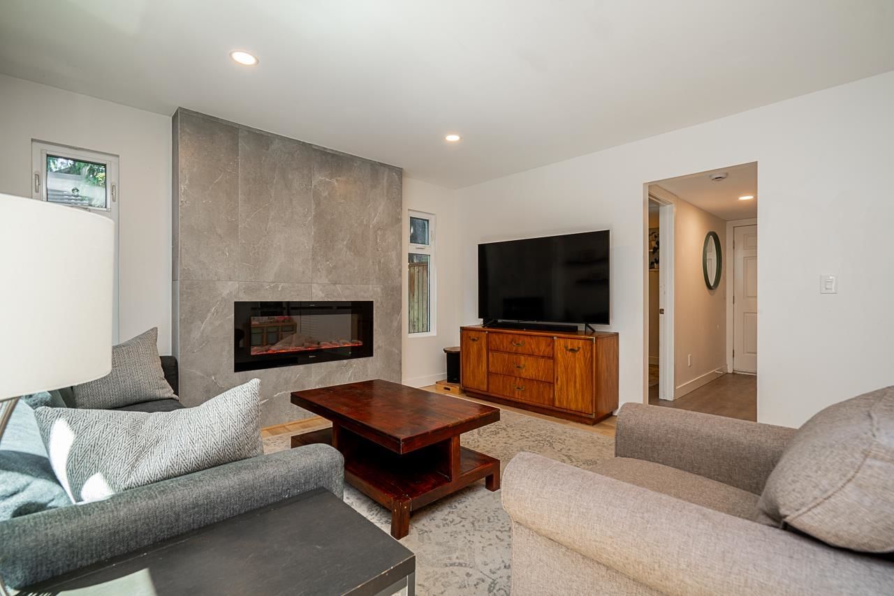 Listing Image 20