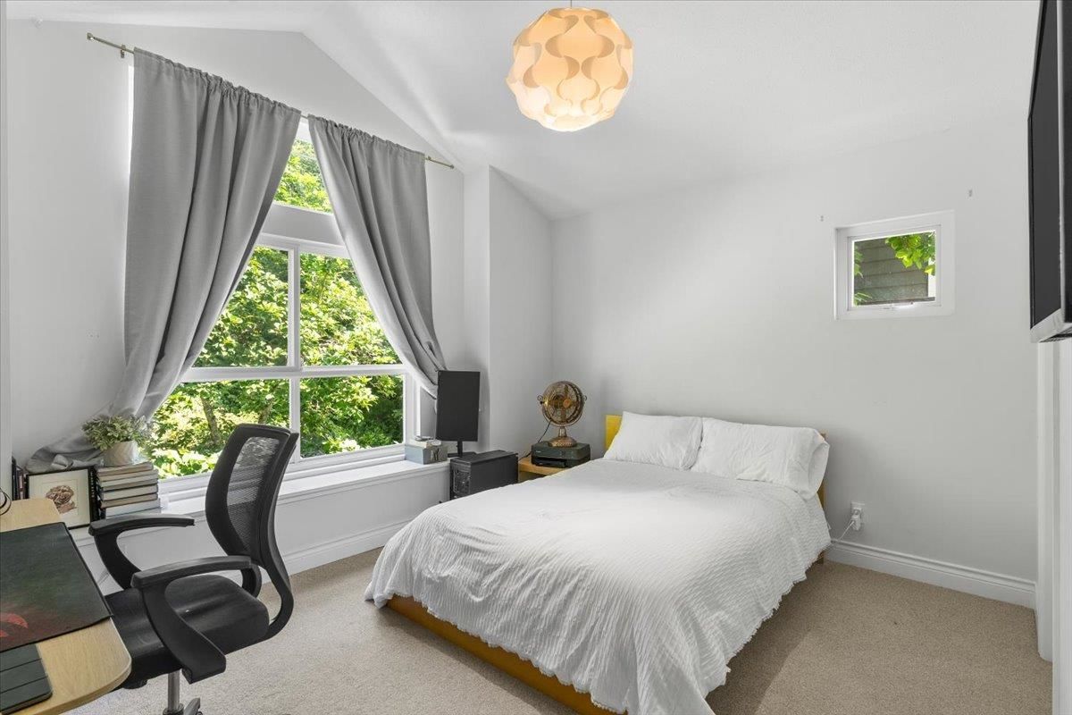 Listing Image 30