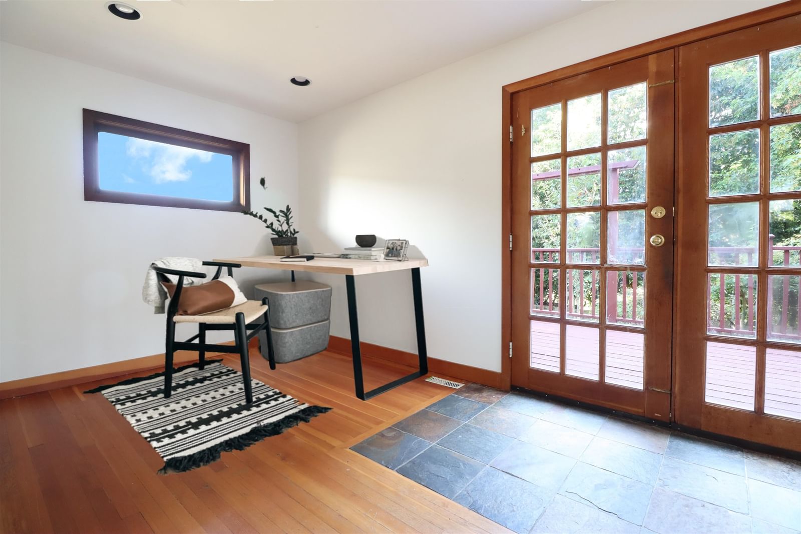 Listing Image 9
