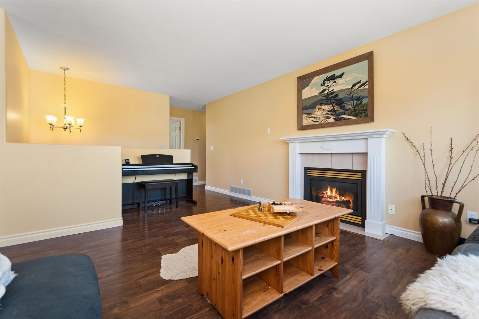 Listing Image 12