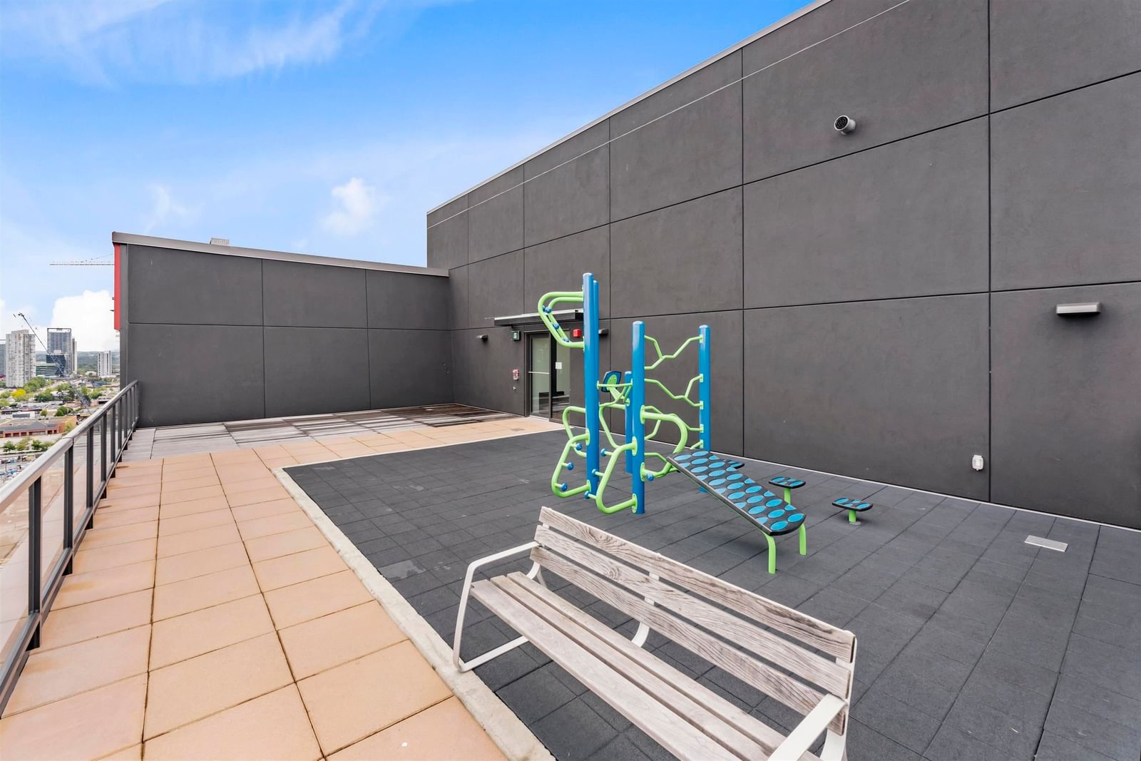 Listing Image 10