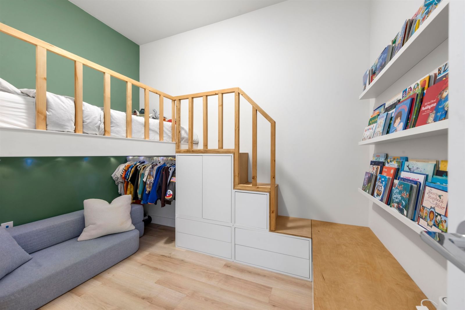 Listing Image 10