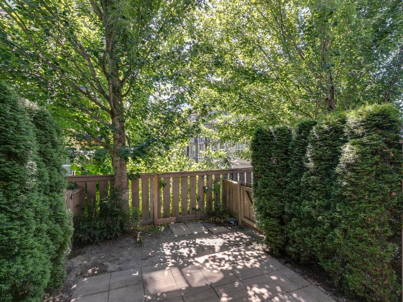 Listing Image 16