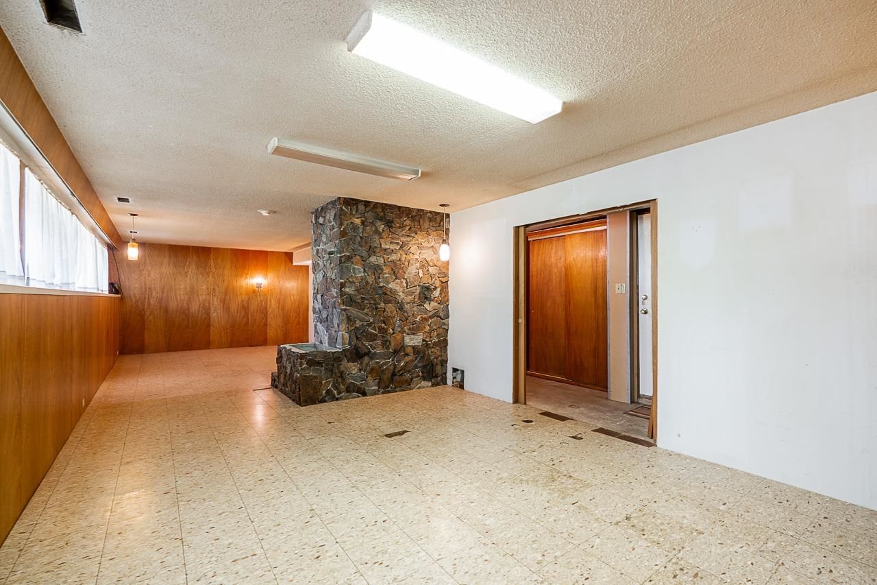 Listing Image 27