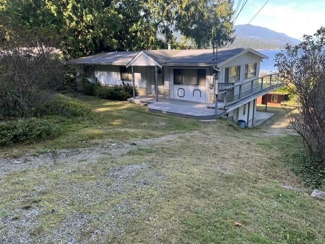 6201 Coracle Drive