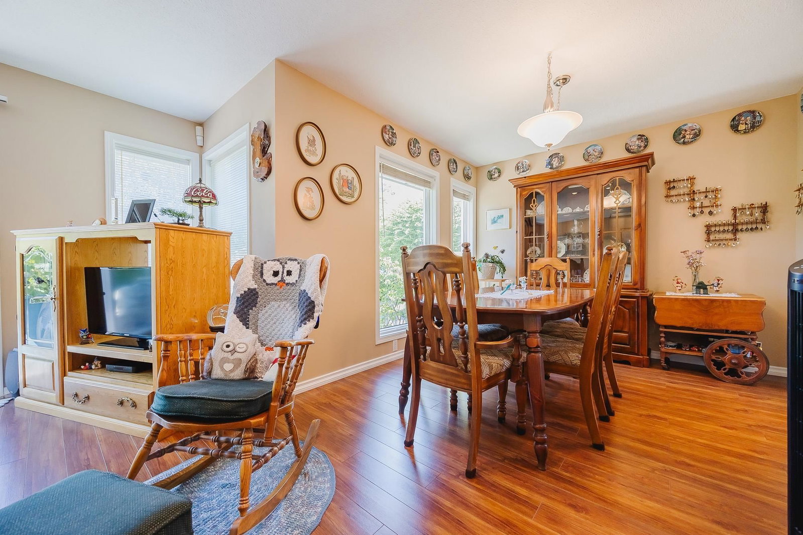 Listing Image 13