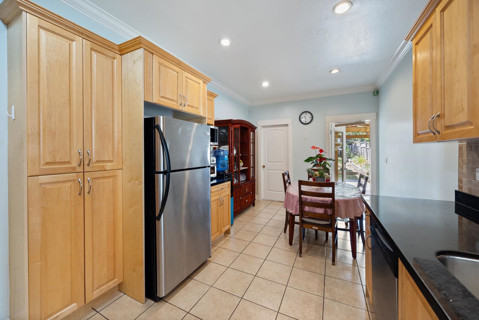 Listing Image 15