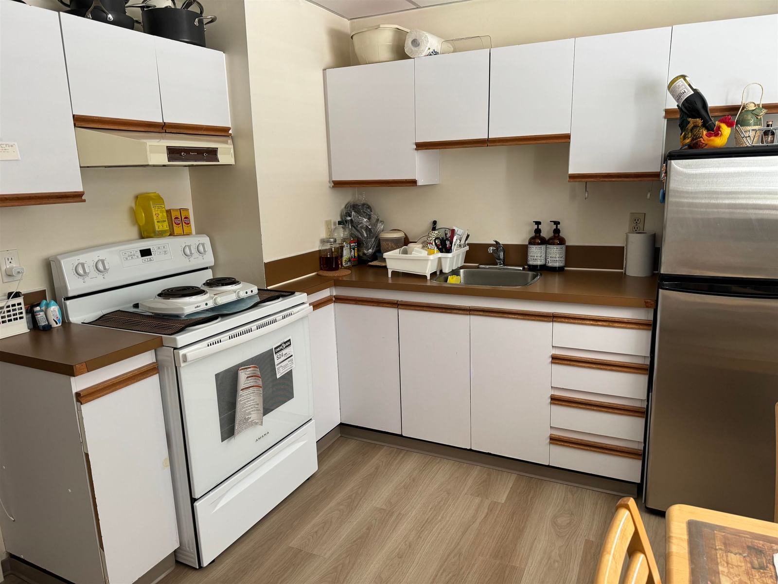 Listing Image 19