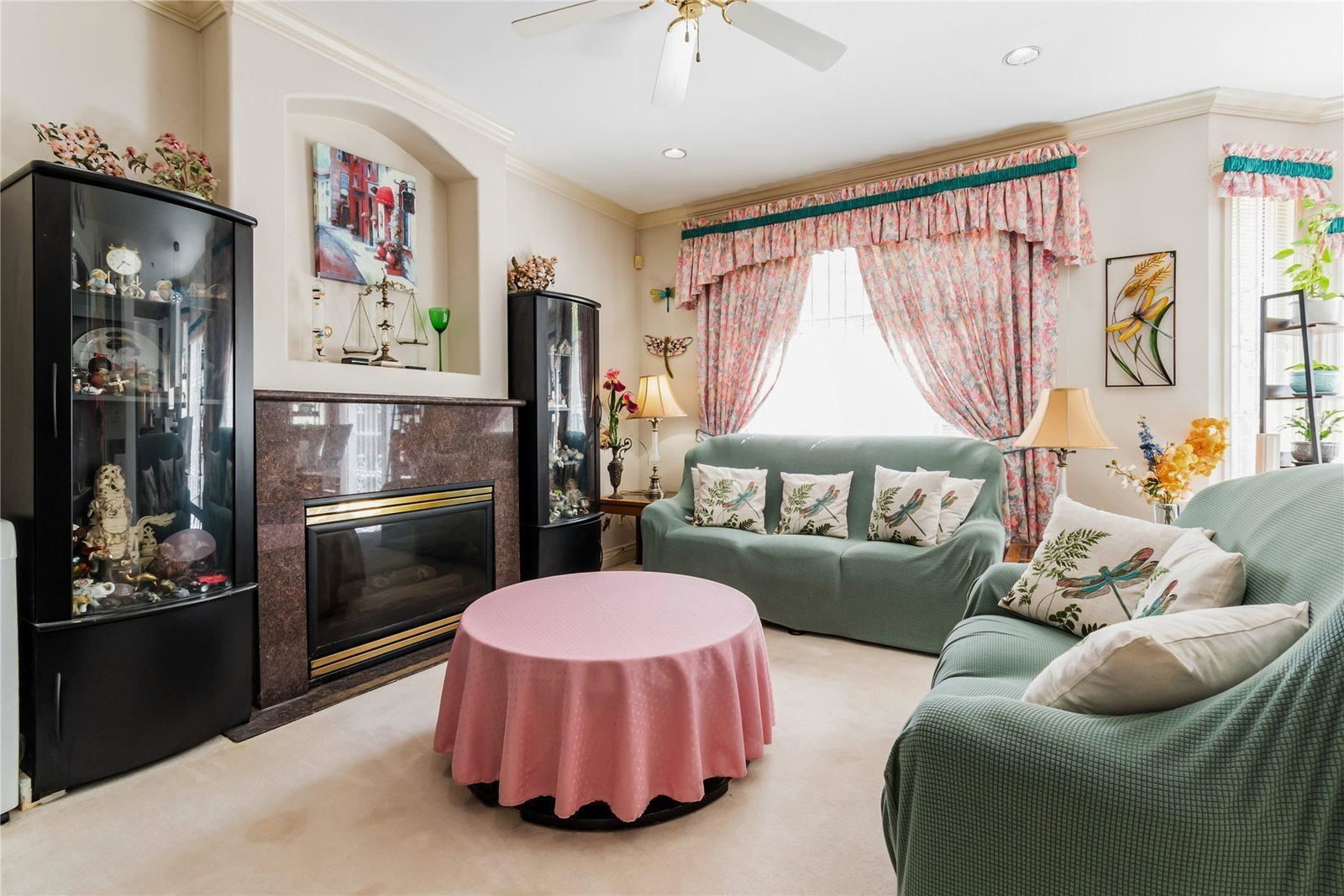 Listing Image 10