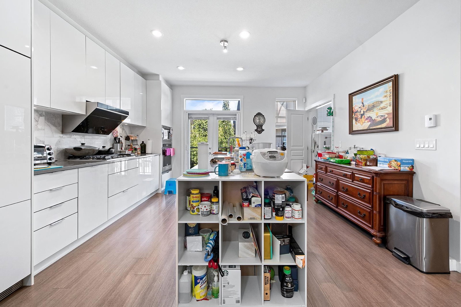 Listing Image 13