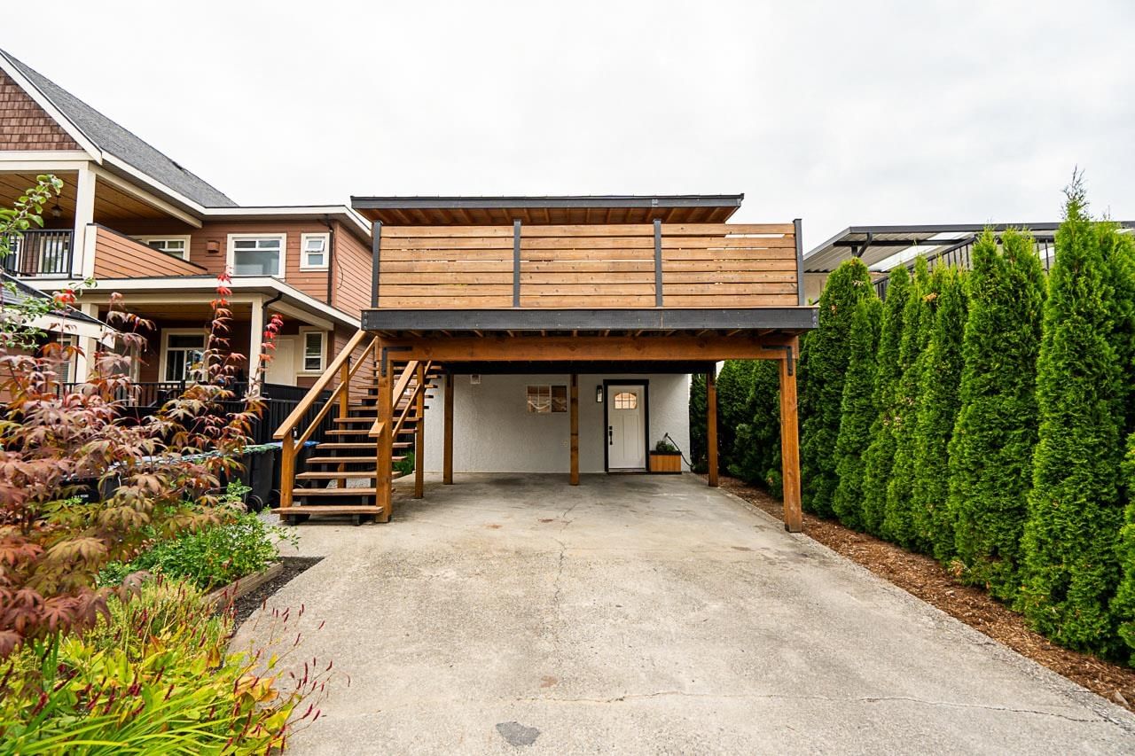 Listing Image 11