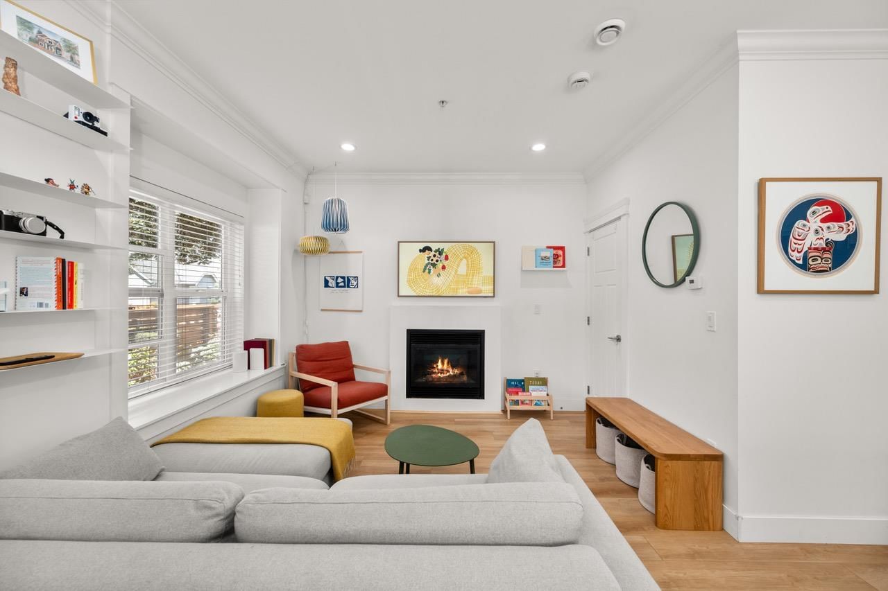 Listing Image 9
