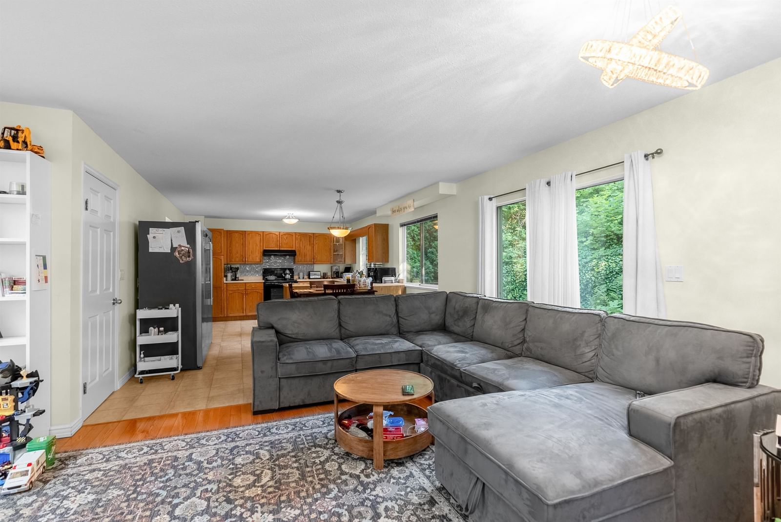 Listing Image 14